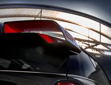 Το νέο MINI John Cooper Works GP , ταχύτερο και ισχυρότερο σε 3.000 «αντιτύπα» (φωτο)